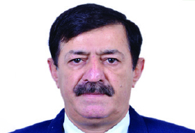 Col. Vijay Bakshi, HOD, Personality Enhancement Program & Associate Professor, IFIM Business School